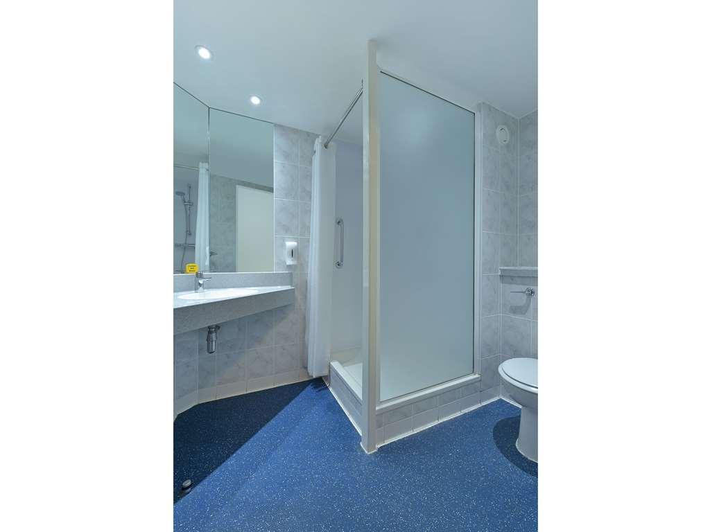 Travelodge Basildon ウィックフォード 部屋 写真