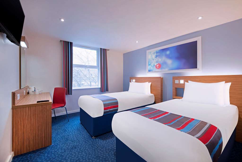 Travelodge Basildon ウィックフォード 部屋 写真